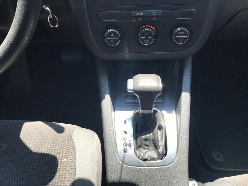 Volkswagen Golf Golf Var. 1.9 TDI DPF DSG Comfortline