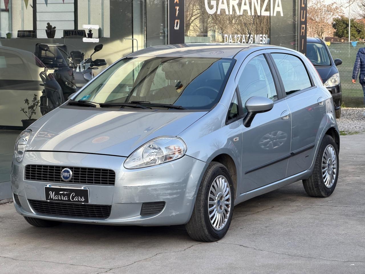 Fiat Grande Punto 1.4 5 porte Dynamic- Neopatentati