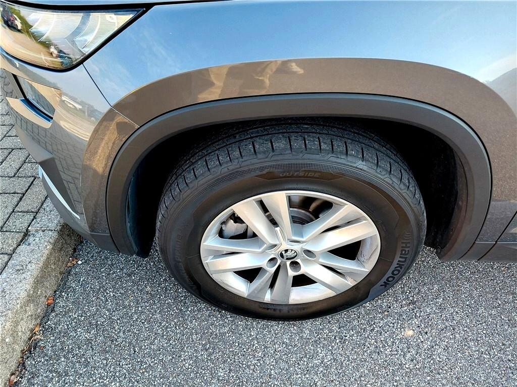 Skoda Kodiaq 2.0 TDI EVO SCR DSG 7 posti Executive AUT 7p Tetto aprib. Cam Led UNIPRO IVA DEDUCIB.