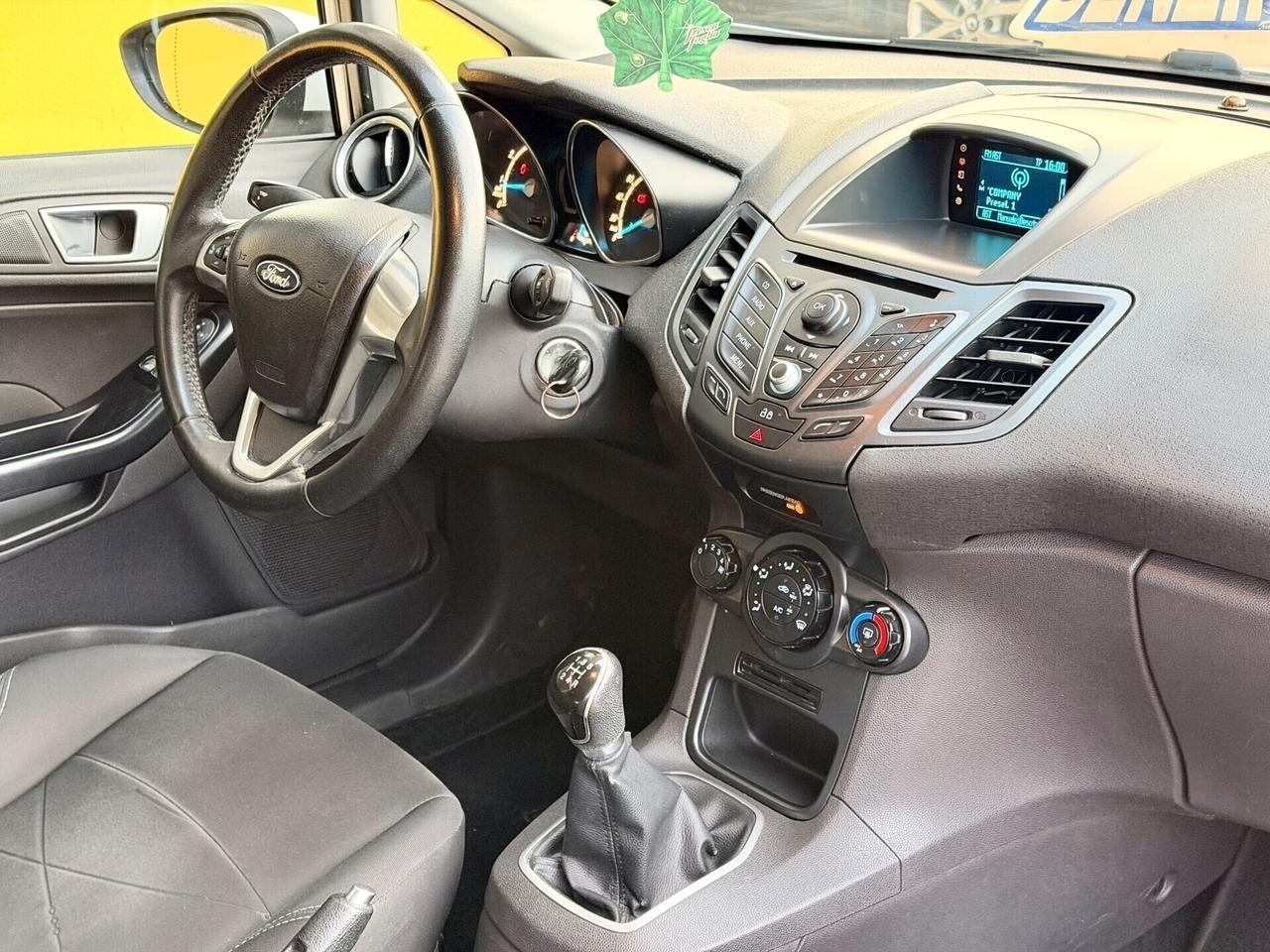 Ford Fiesta 1.2 44kw Titanium OK NEOPATENTATI UNIP