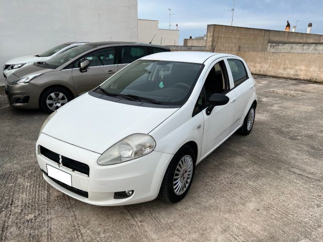 FIAT Grande Punto 1.3 MJT 75 CV 5 porte Dynamic