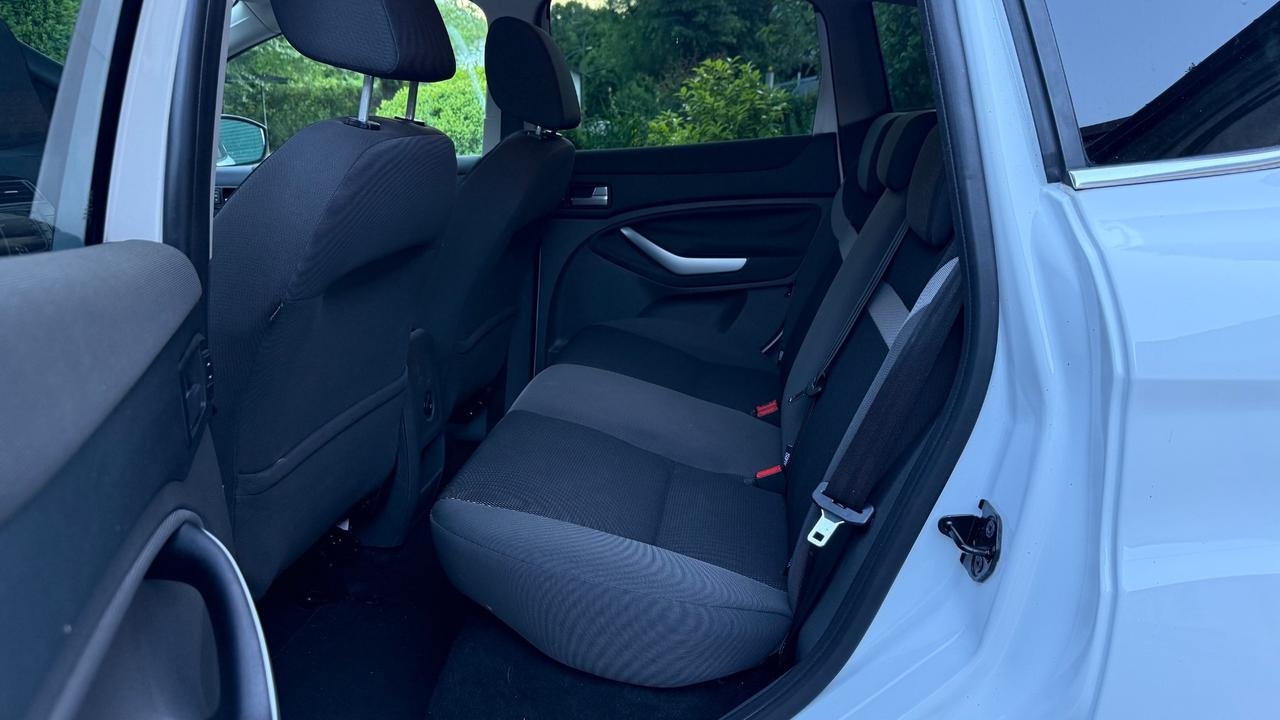 Ford Kuga Kuga+ 2.0 TDCi 140 CV 4WD DPF