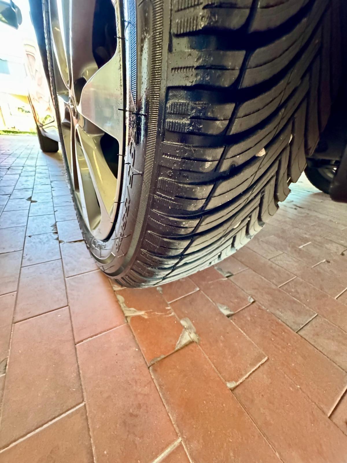 Hyundai i20 1.2 MPI MT GPL Connectline