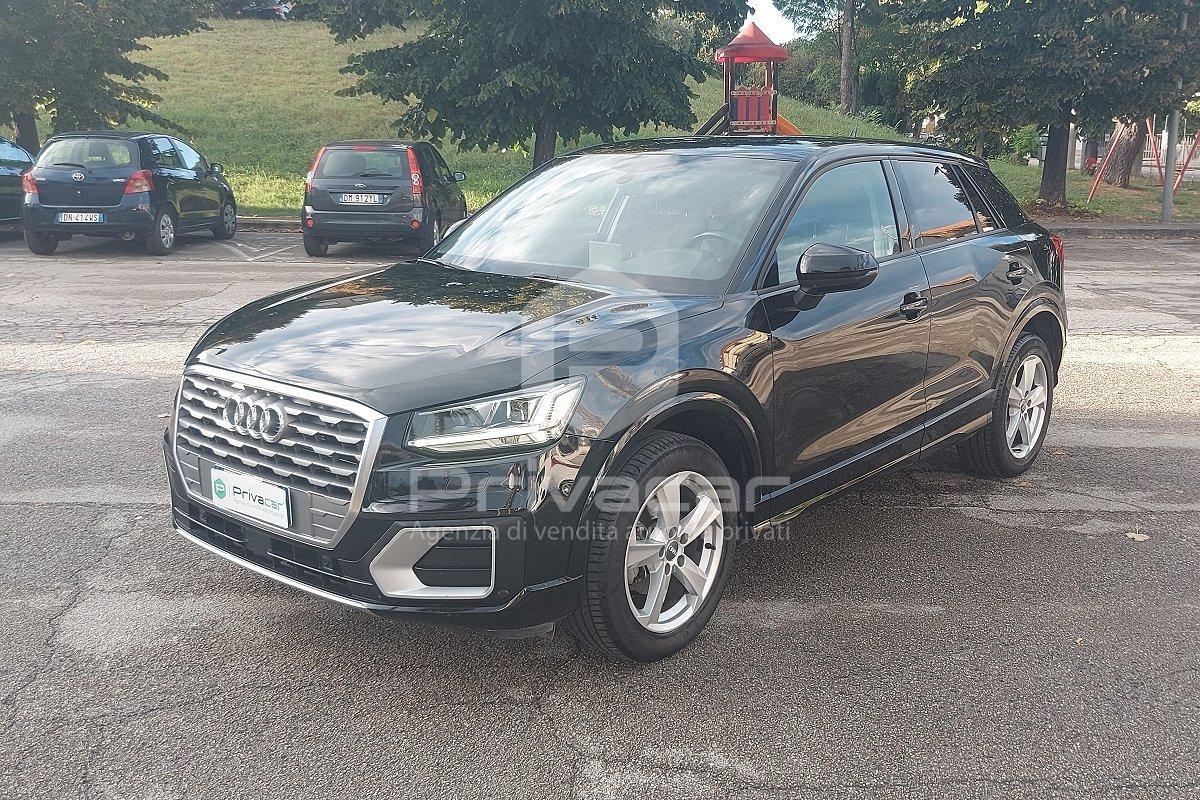 AUDI Q2 30 TDI S tronic Business