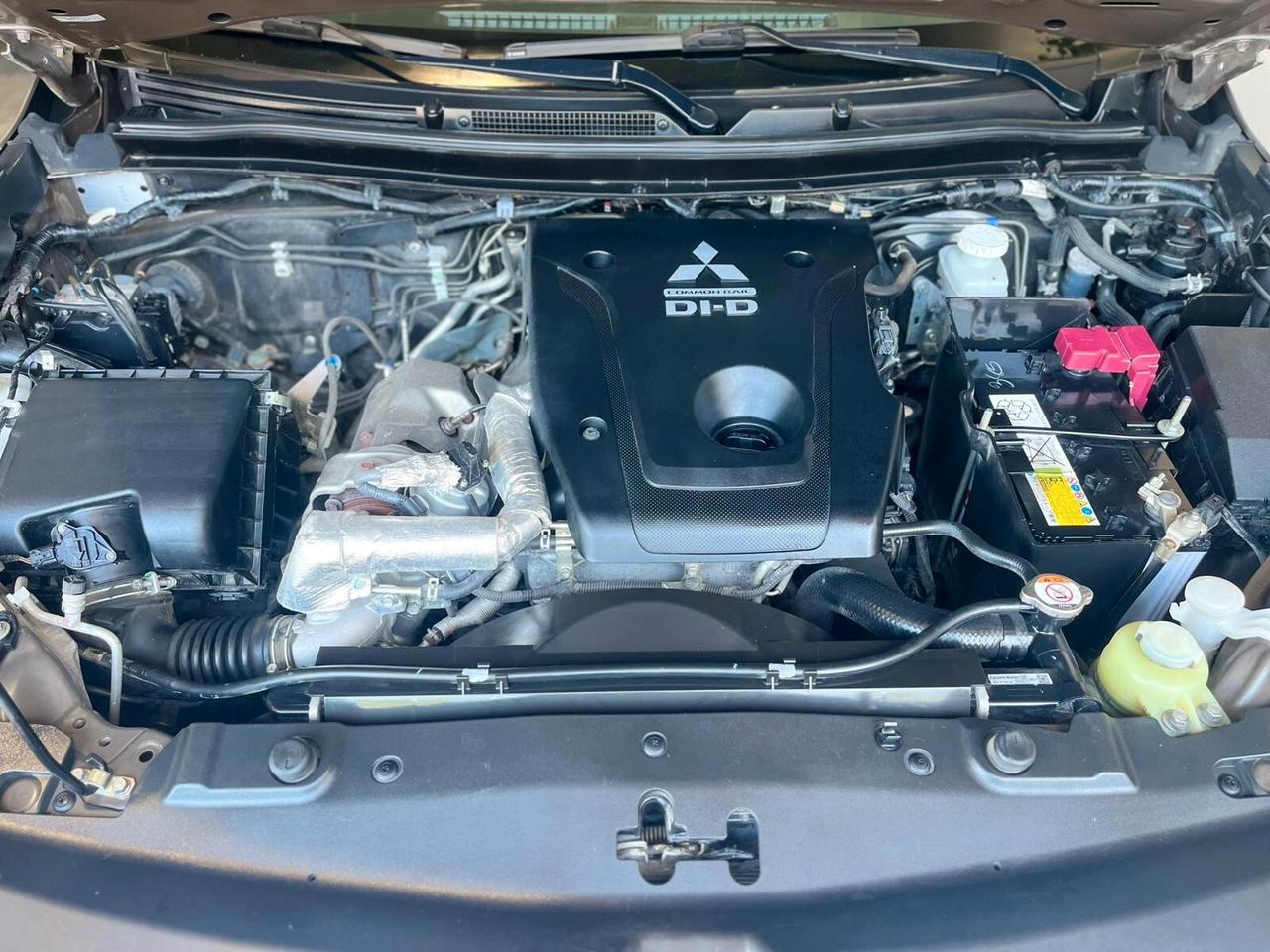 MITSUBISHI L200 2.3 D Double Cab 4x4 *2021* *UNICOPRO* *FULL*