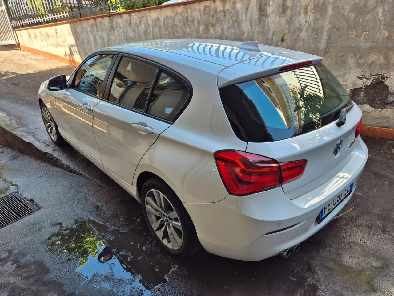 Bmw 120 120d 5p. Urban