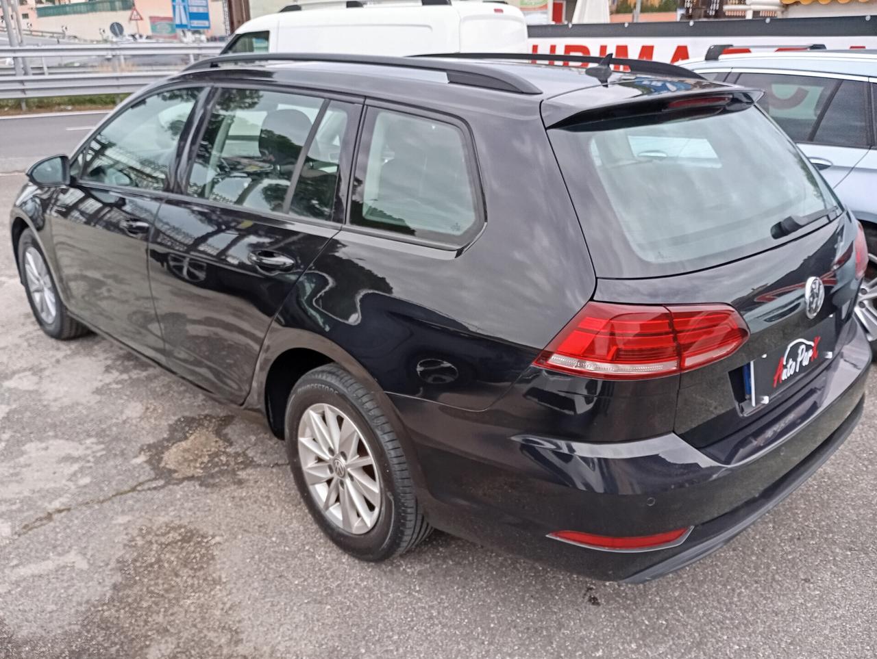 Volkswagen Golf Variant 1.6 TDI 115CV Trend. BMT