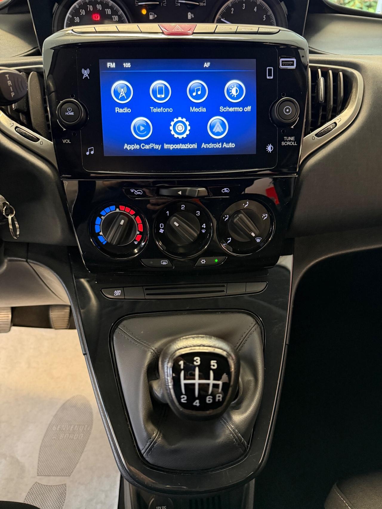 LANCIA Y 1.0 HYBRID 70 CV GOLD UNICO PROPRIETARI OK NEO PATENTATI