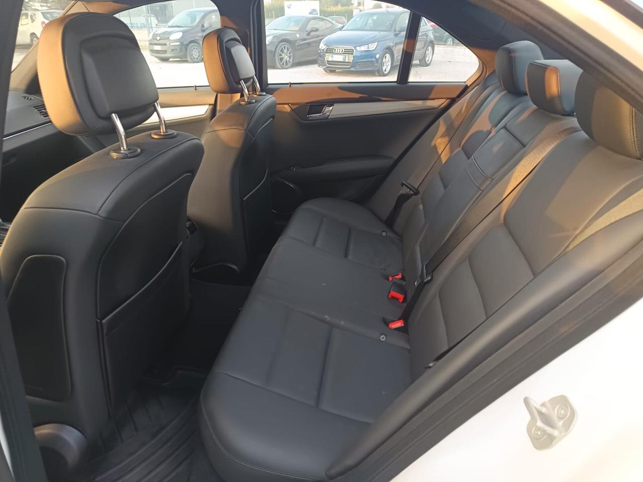 Mercedes-benz C 32 AMG 320 CDI 4Matic Avantgarde