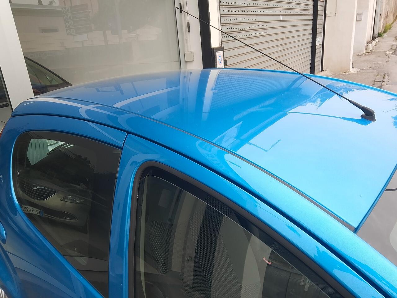 Peugeot 107 1.0 68CV 5p. Plaisir