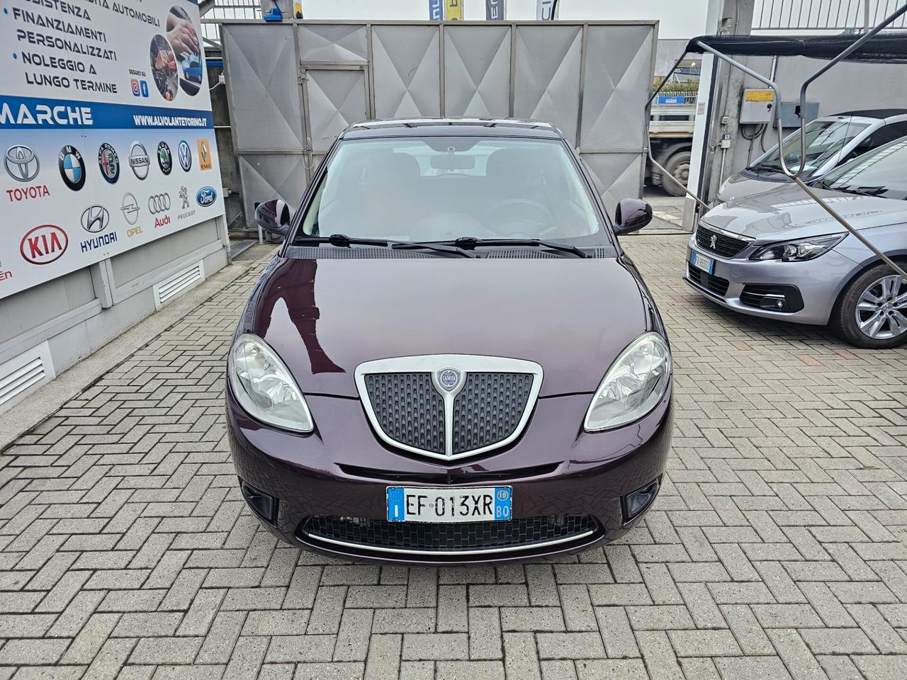 Lancia Ypsilon 1.2 69 CV New Oro