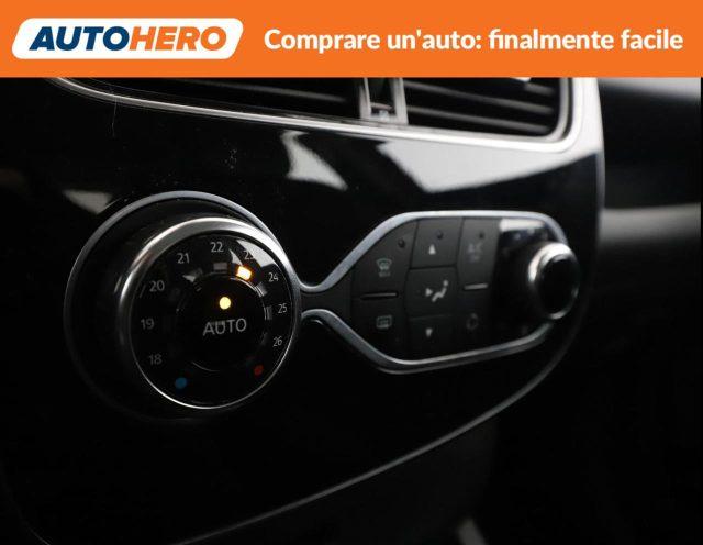 RENAULT Clio TCe 12V 90 CV 5 porte Moschino Intens