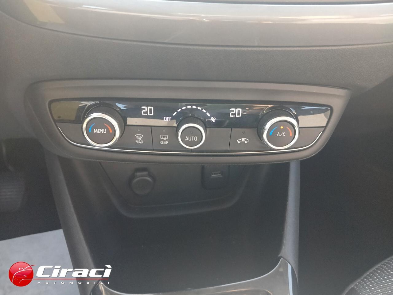 Opel Crossland 1.2 Turbo 110 CV Elegance