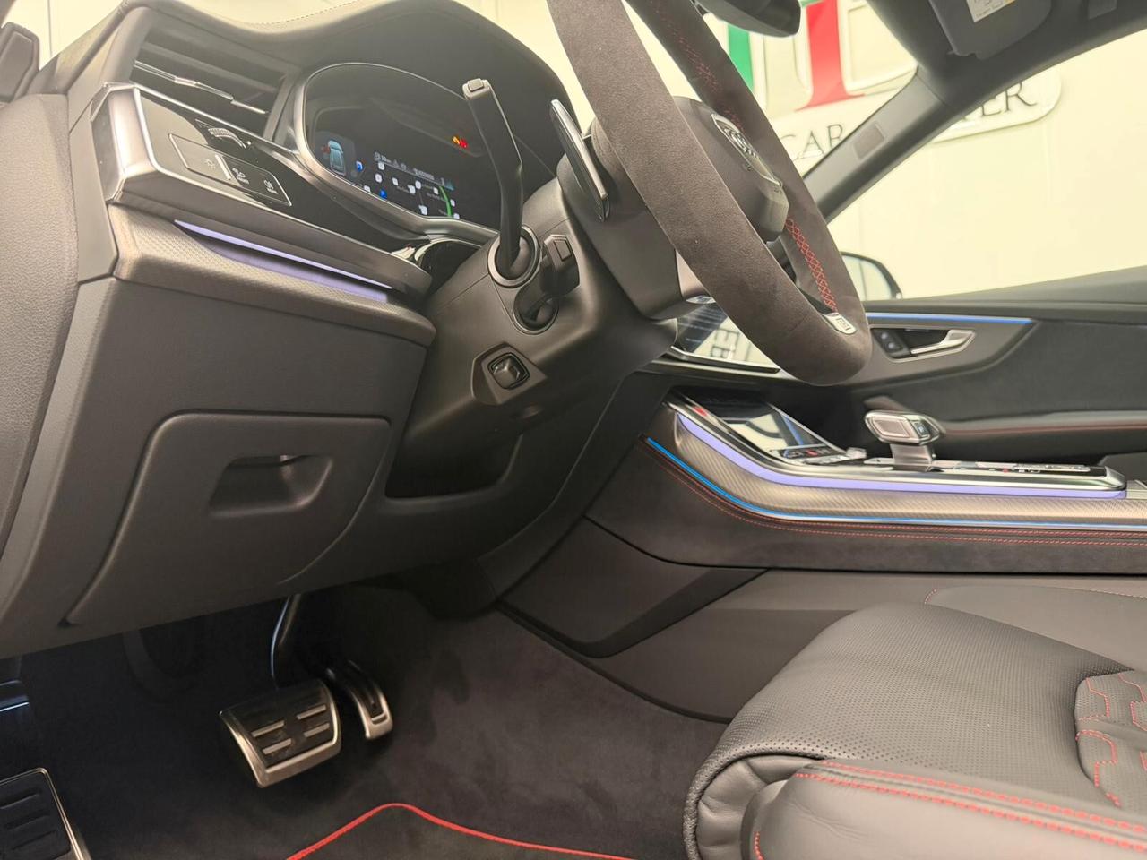 Audi RS Q8 PERFORMANCE