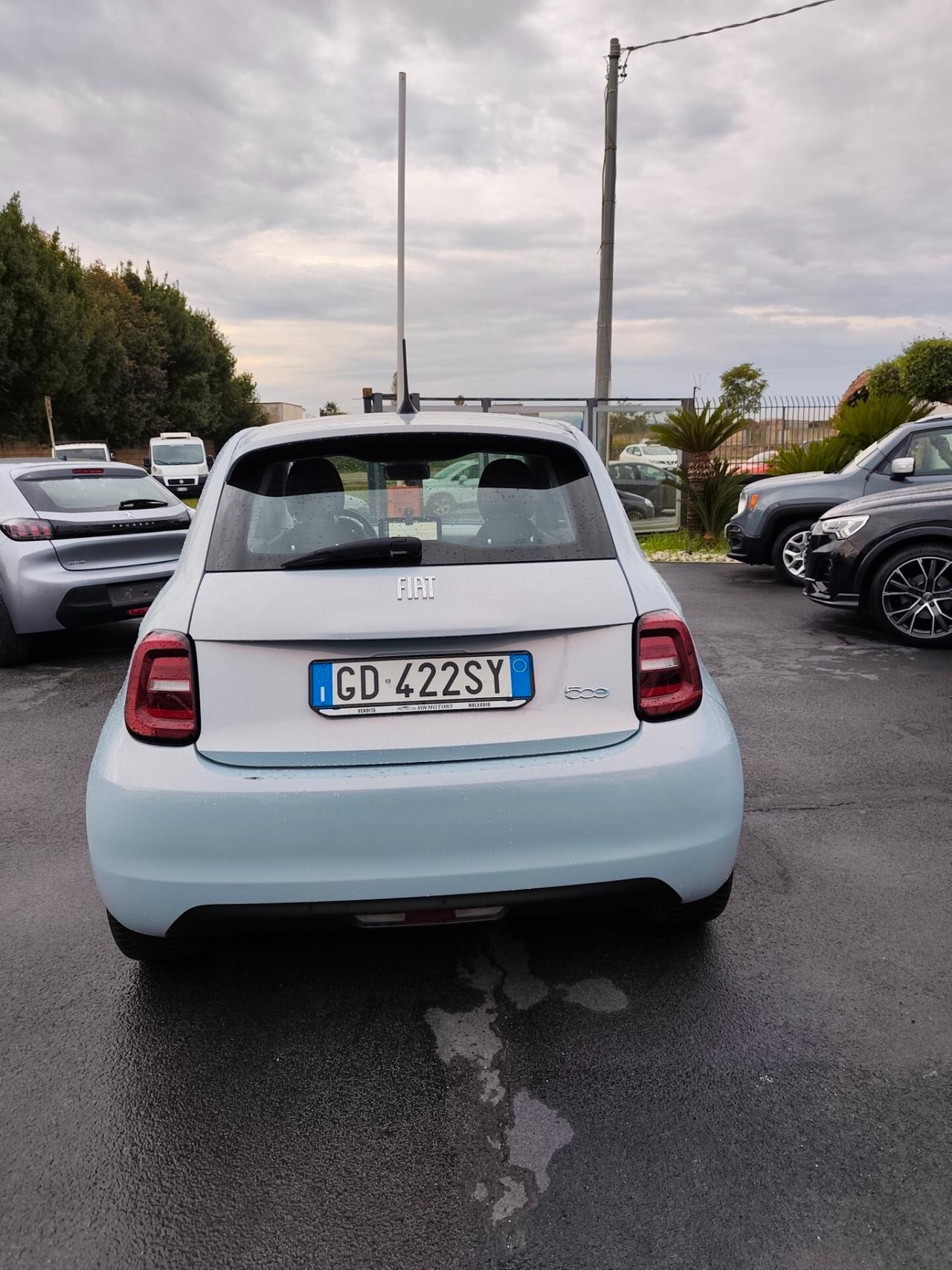 Fiat 500e Berlina 42 kWh La Prima 12/2020