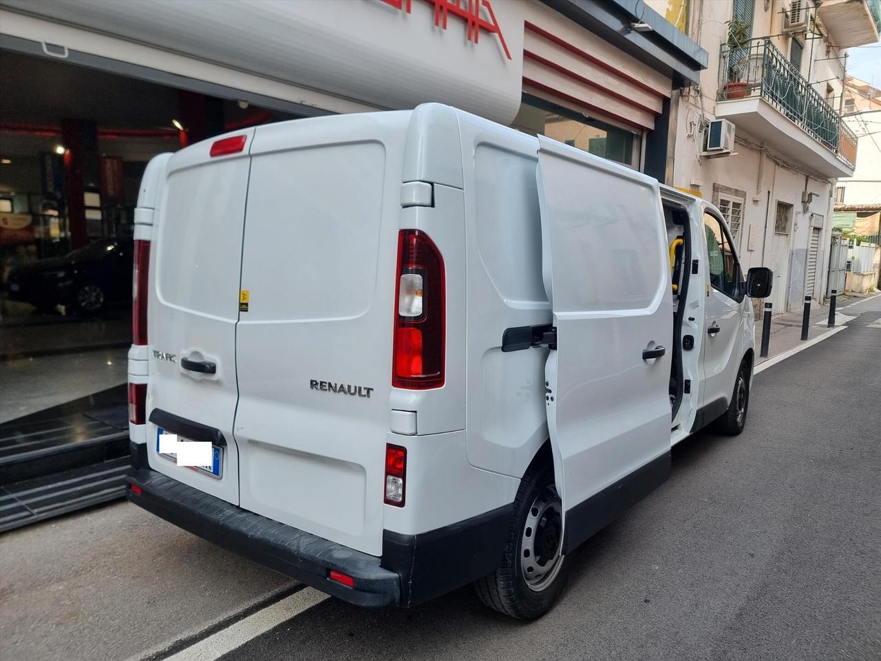 Renault TRAFIC 2.0 DCI L2 PL TB PASSO LUNGO TETTO BASSO IVA ESCLUSA