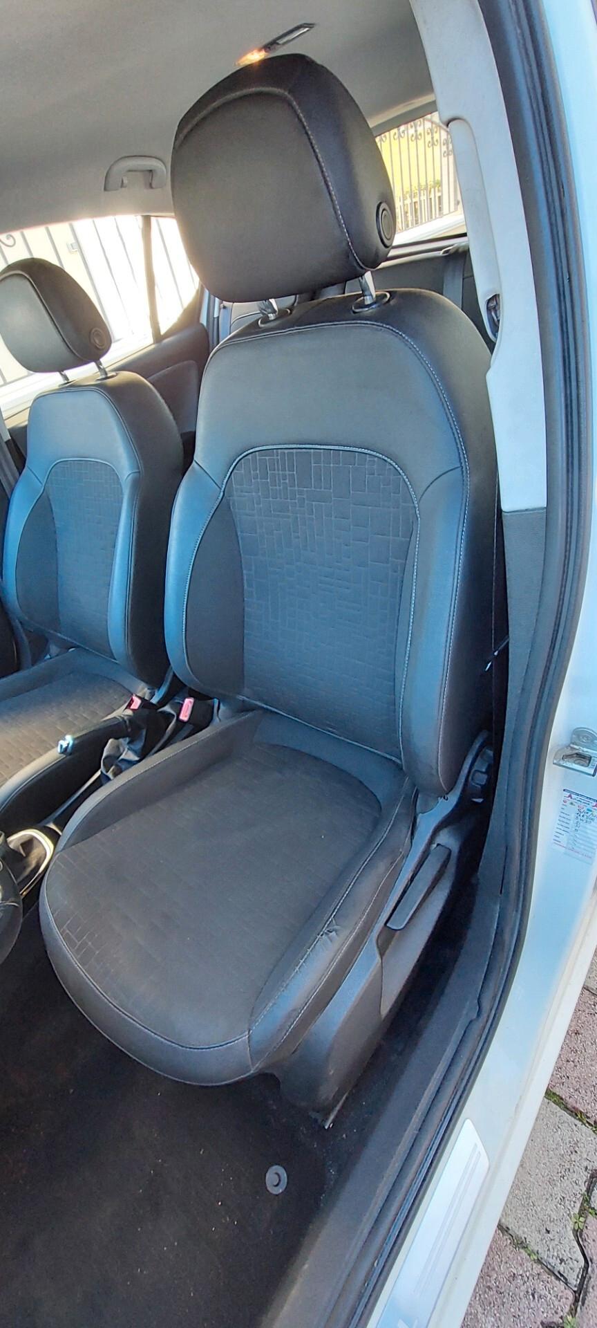 CORSA 1,3 MTJ DIESEL 75 CV MOD. INNOVATION LEGA TELEFONO SENSORI X NEOPATENTATI IMPECCABILE