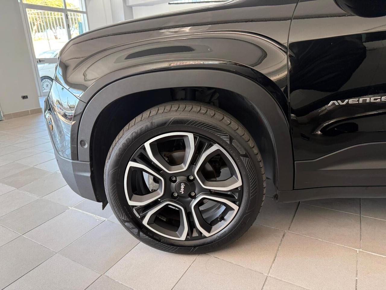 Jeep Avenger 1.2 Turbo 100 CV Summit