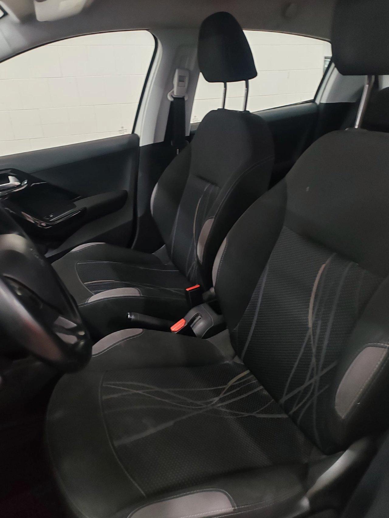 Peugeot 208 5 Porte 208 1.0 5 PORTE