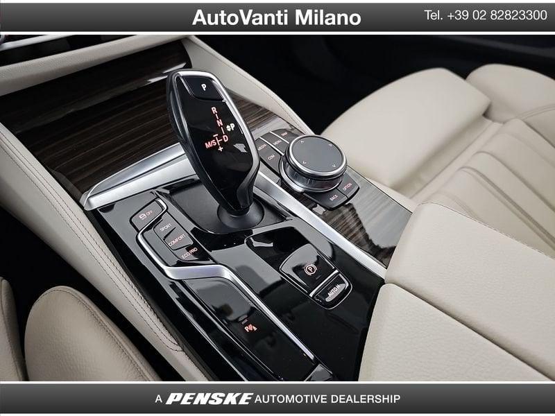 BMW Serie 5 530d mhev 48V xdrive Luxury auto