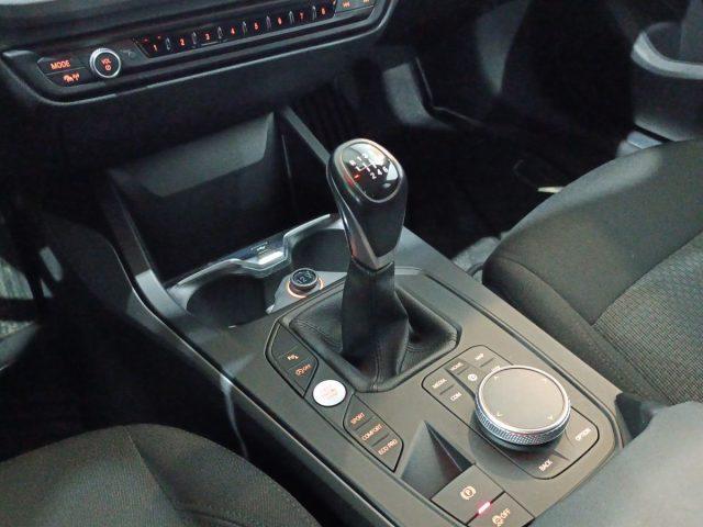 BMW 118 i 5p. Business Advantage