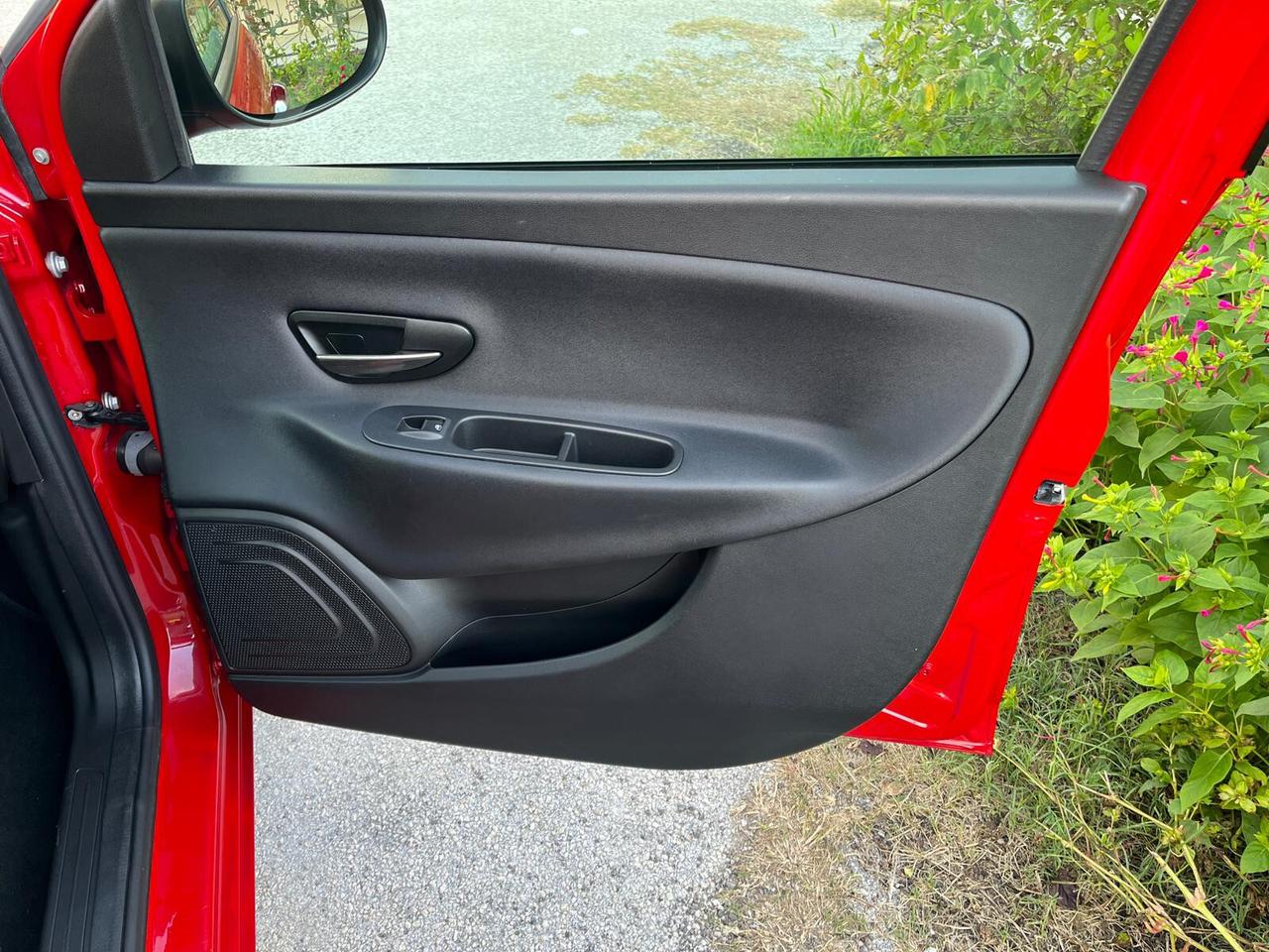Lancia Ypsilon 1.2 BENZINA 69CV 5 porte Gold