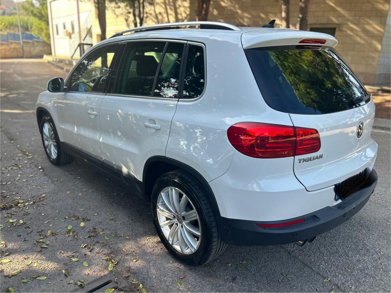 Volkswagen Tiguan Vw 2.0 TDI 140 CV Sport tetto apribile