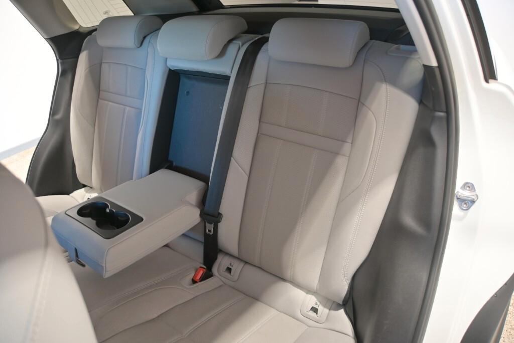 RANGE ROVER EVOQUE 2.0D I4 163CV AUTO AWD SE ( FARI LED MATRIX - PELLE - AMBIENT LIGHTS - ADAPTIVE CRUISE - NAVI - MIRROR - PDC - TELECAMERA POST. - CERCHI 20)
