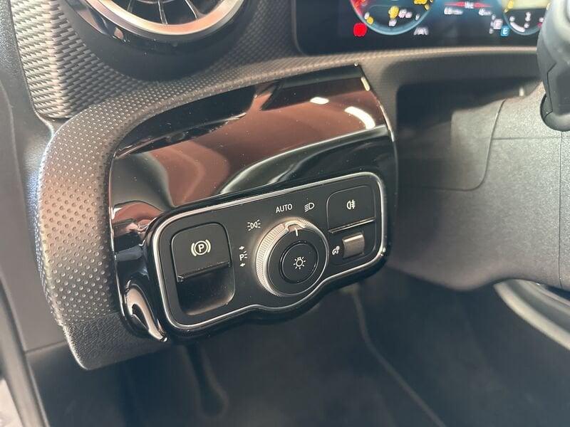 Mercedes-Benz CLA S.Brake CLA 180 d Automatic Shooting Brake Sport