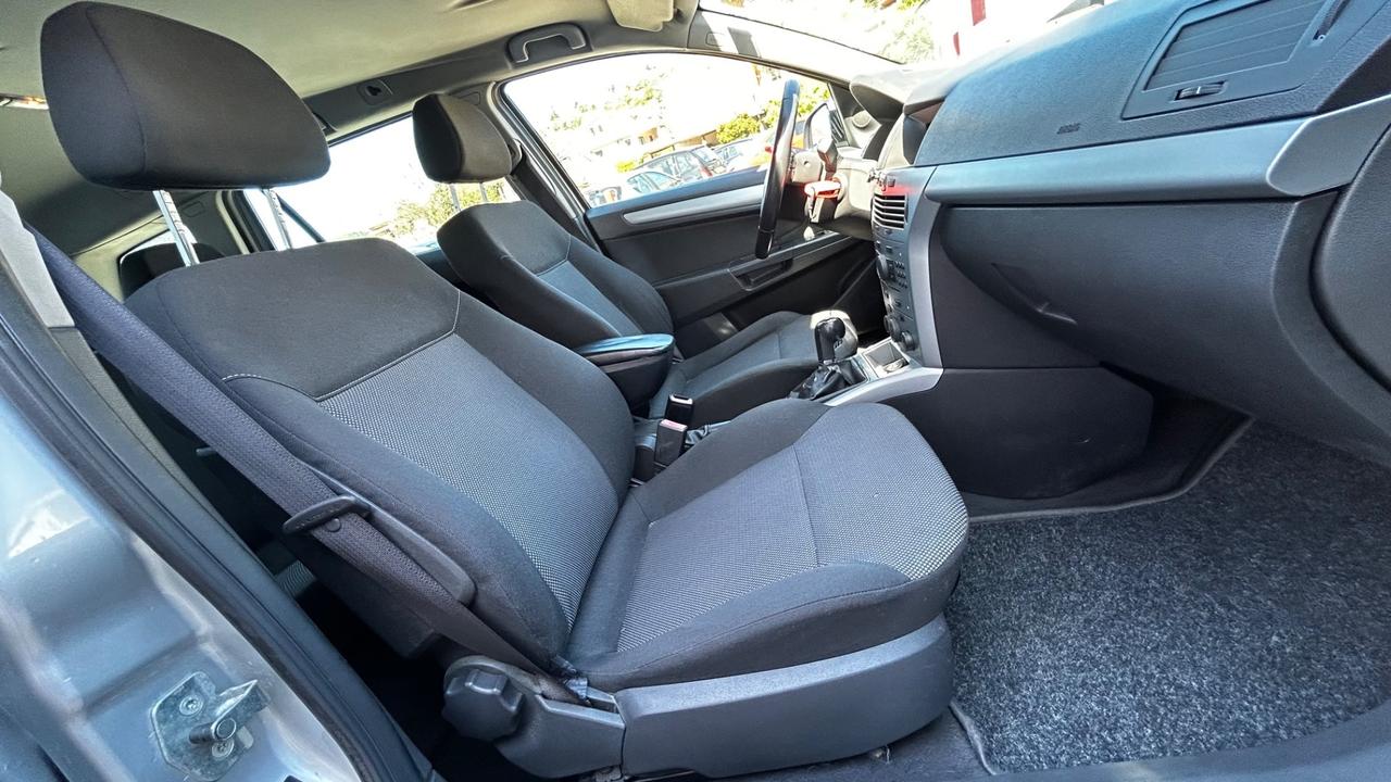 Opel Astra 1.7 CDTI 110CV Station Wagon