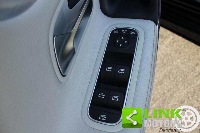 MERCEDES-BENZ A 180 D PREMIUM AUTOMATIC AMG