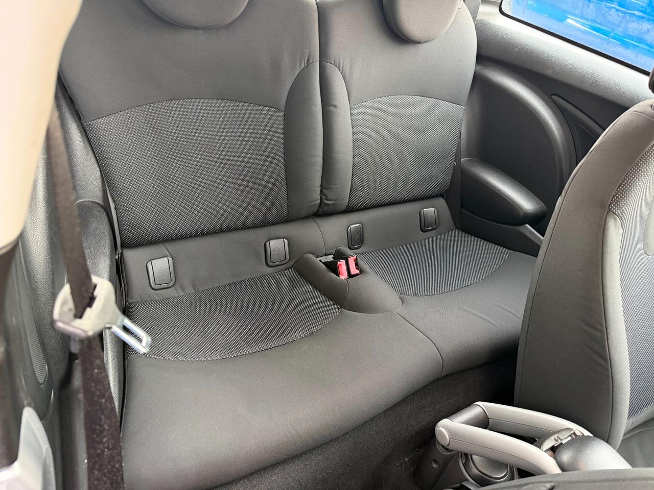 Mini 1.6 16V Cooper D Chili