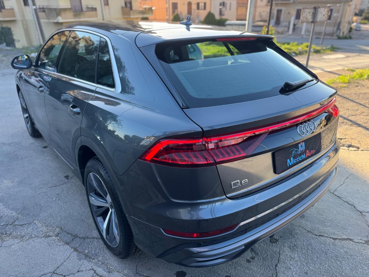 AUDI Q8 45 TDI QUATTRO S-LINE FULL IVA ESPOSTA