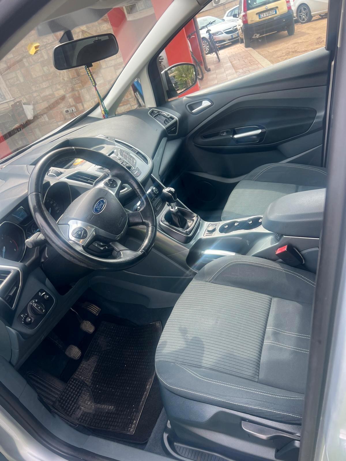 Ford C-Max 1.6 TDCi 115CV Titanium