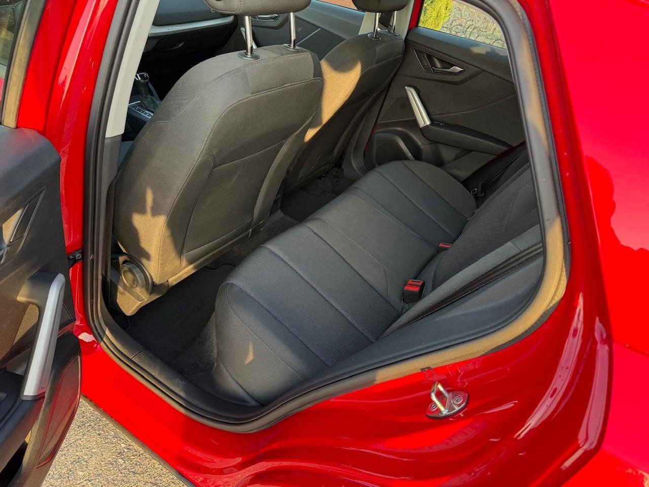 Audi Q2 40 TFSI quattro S tronic Business Advanced