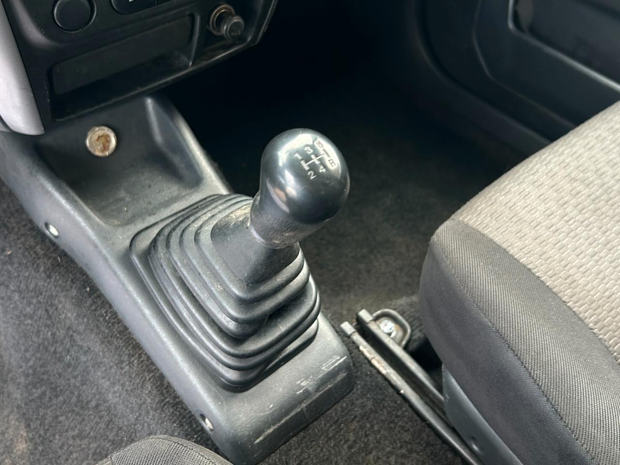 Suzuki Jimny 1.5 DDiS 4WD "GANCIO TRAINO"