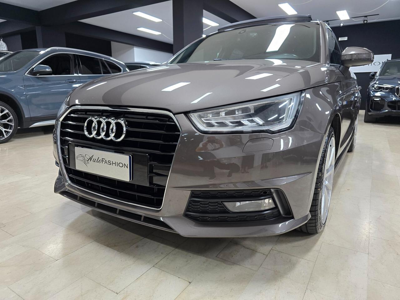 Audi A1 SPB 1.6 TDI 116 CV Sline (Tetto panorama)