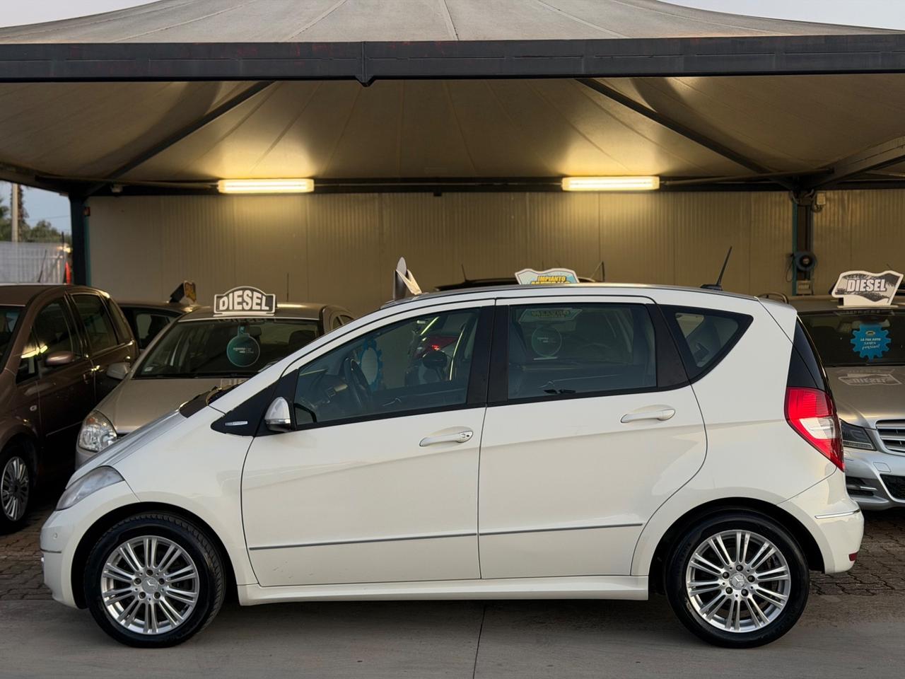 Mercedes CLASSE A 160 BENZINA 2011
