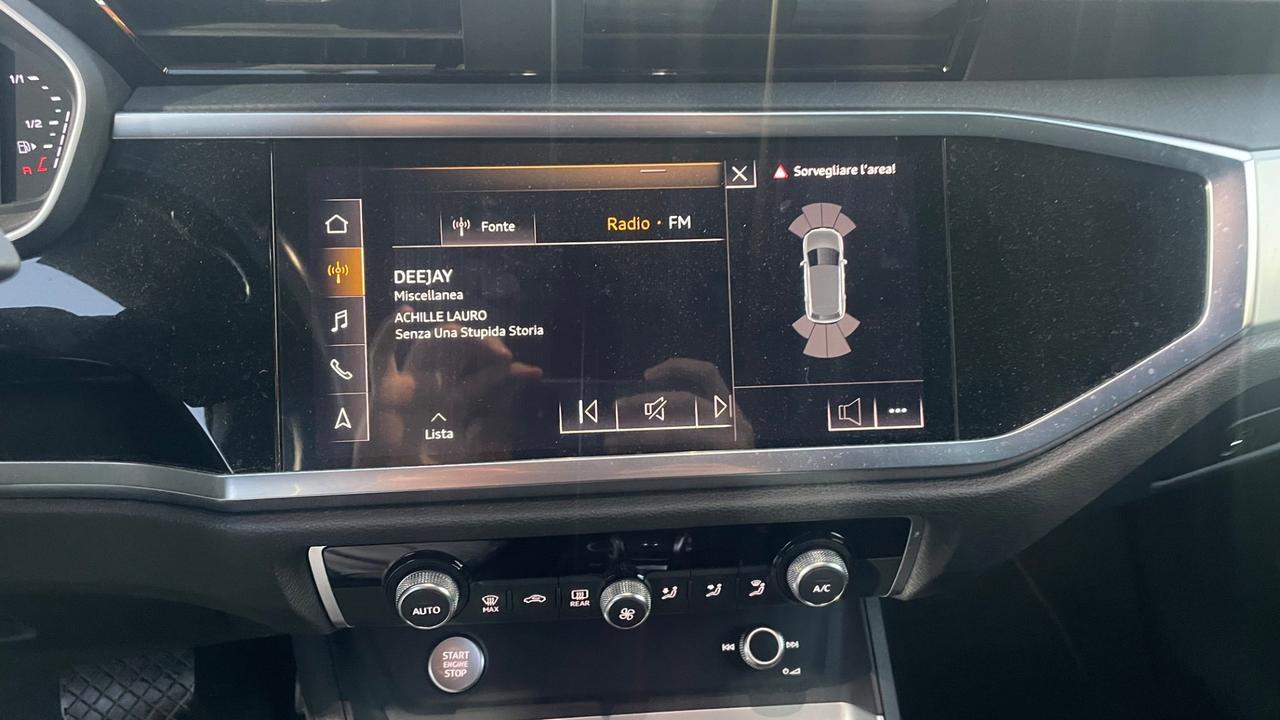 Audi Q3 35 TFSI Business Advanced