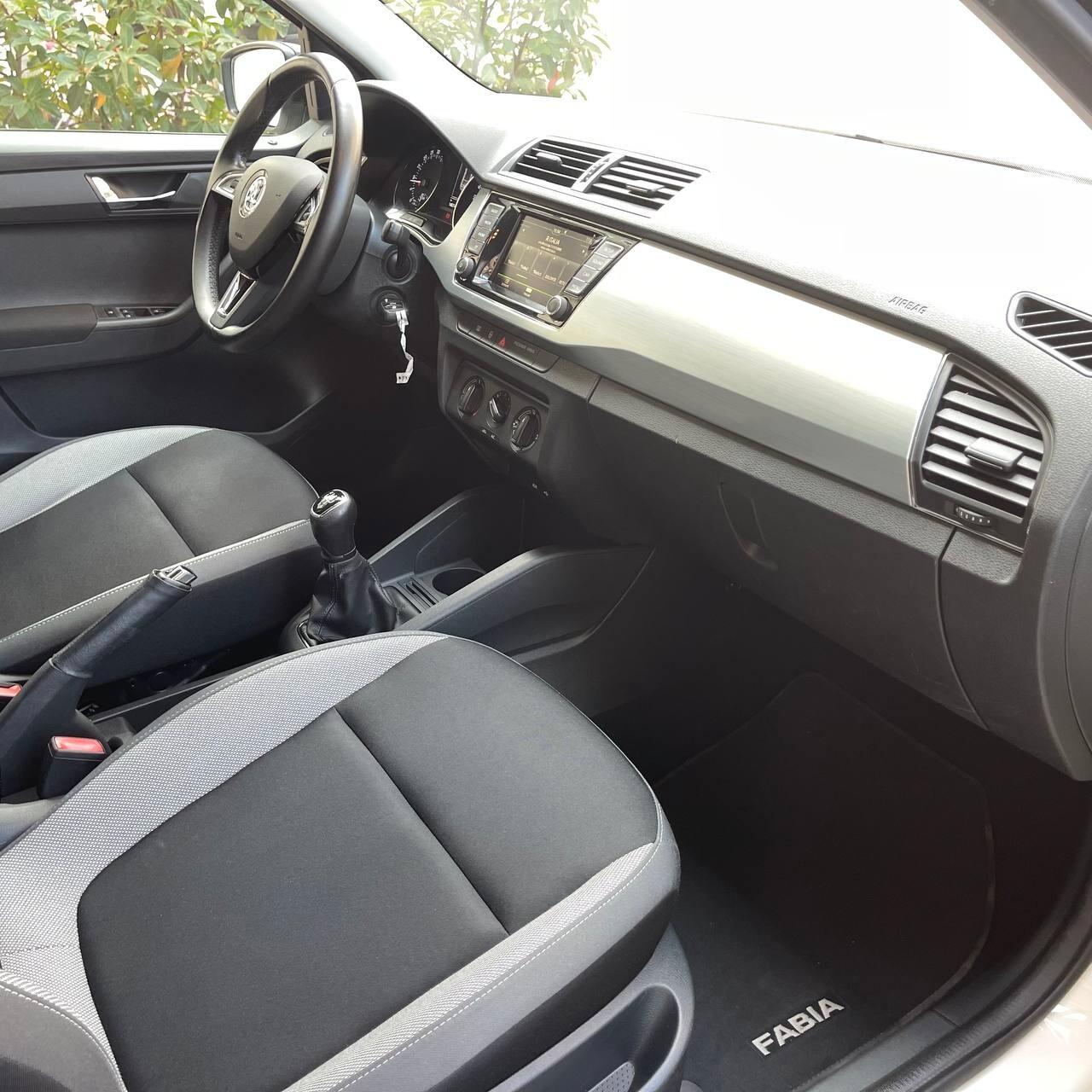 Skoda Fabia 1.4 TDI 75 CV Twin Color Design Edition Nero