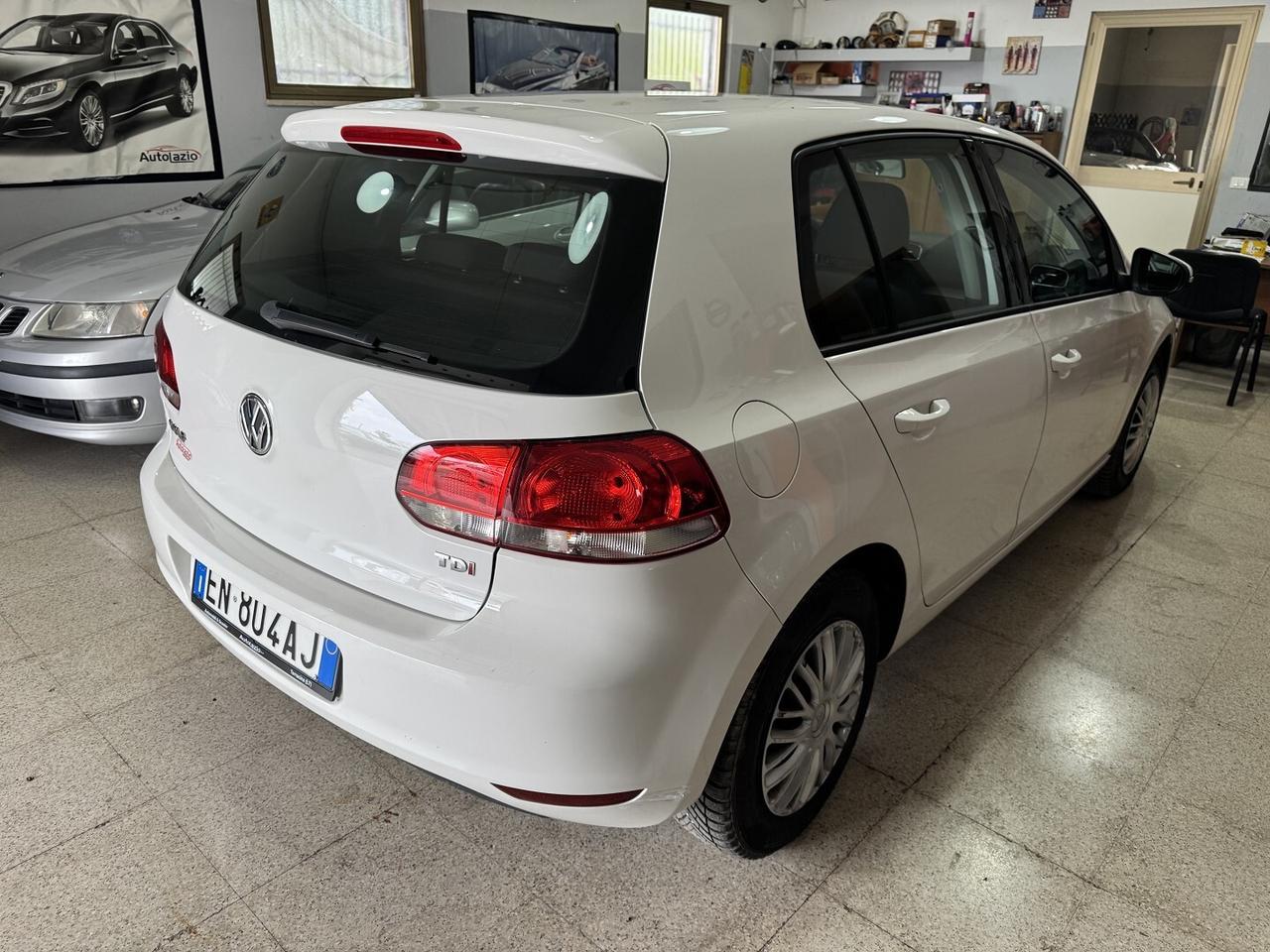 Volkswagen GOLF 6 TDi 1.6 CC. 105 cv.