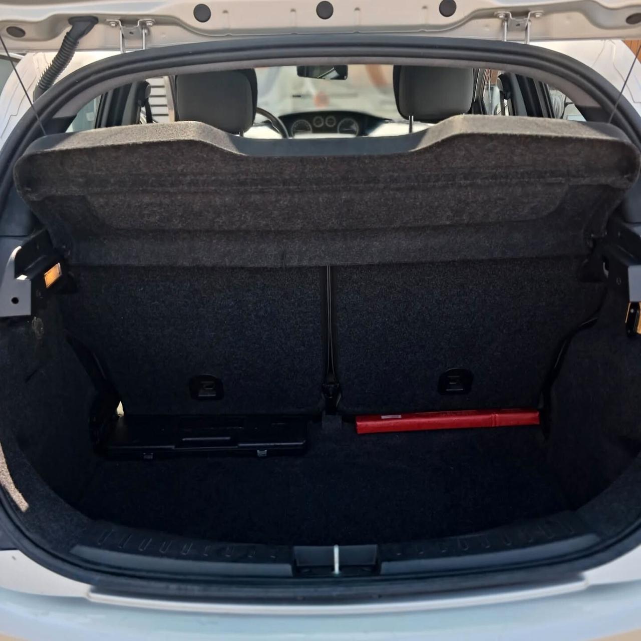 Lancia Ypsilon 1.2 69 CV 5 porte Gold