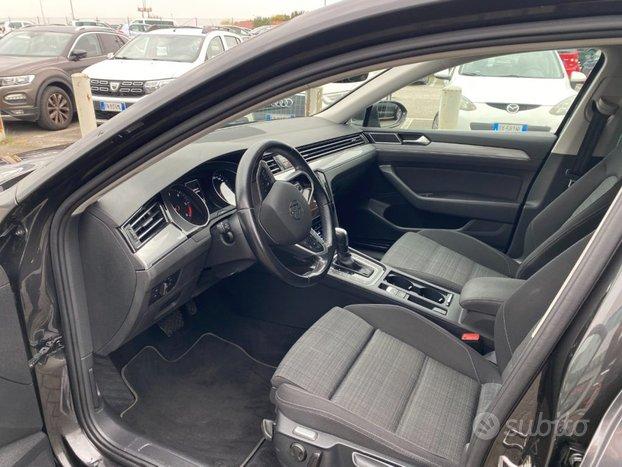 VOLKSWAGEN Passat Variant 2.0 TDI SCR EVO DSG Bu