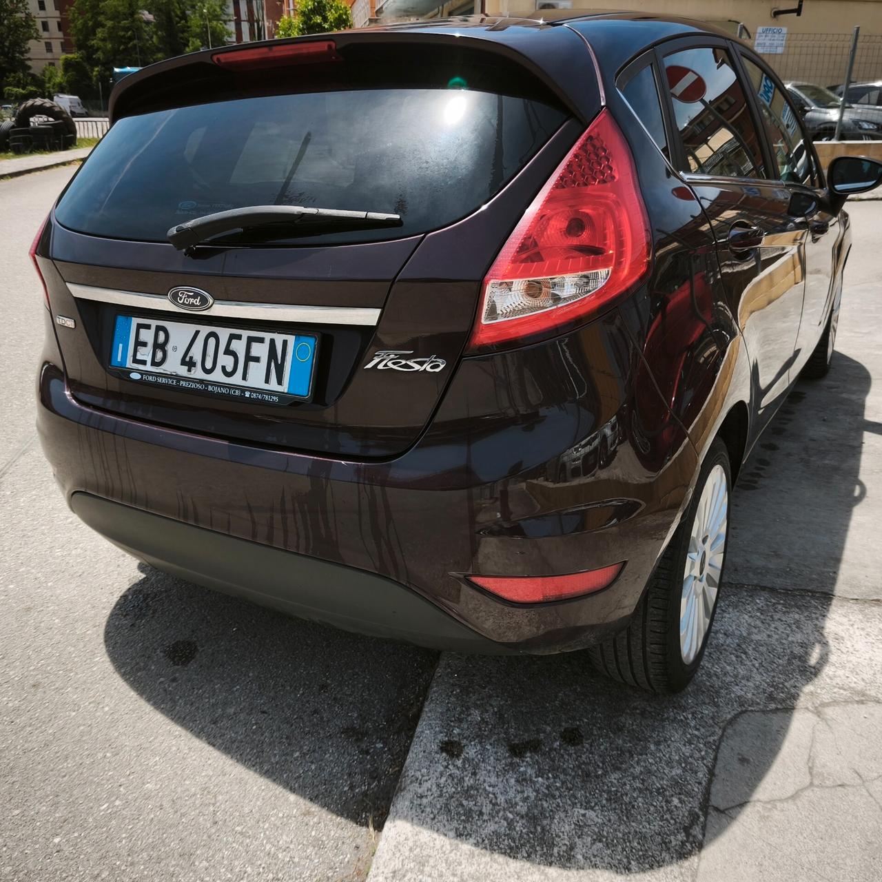 Ford Fiesta 1.4 TDCi 70CV 5 porte Titanium