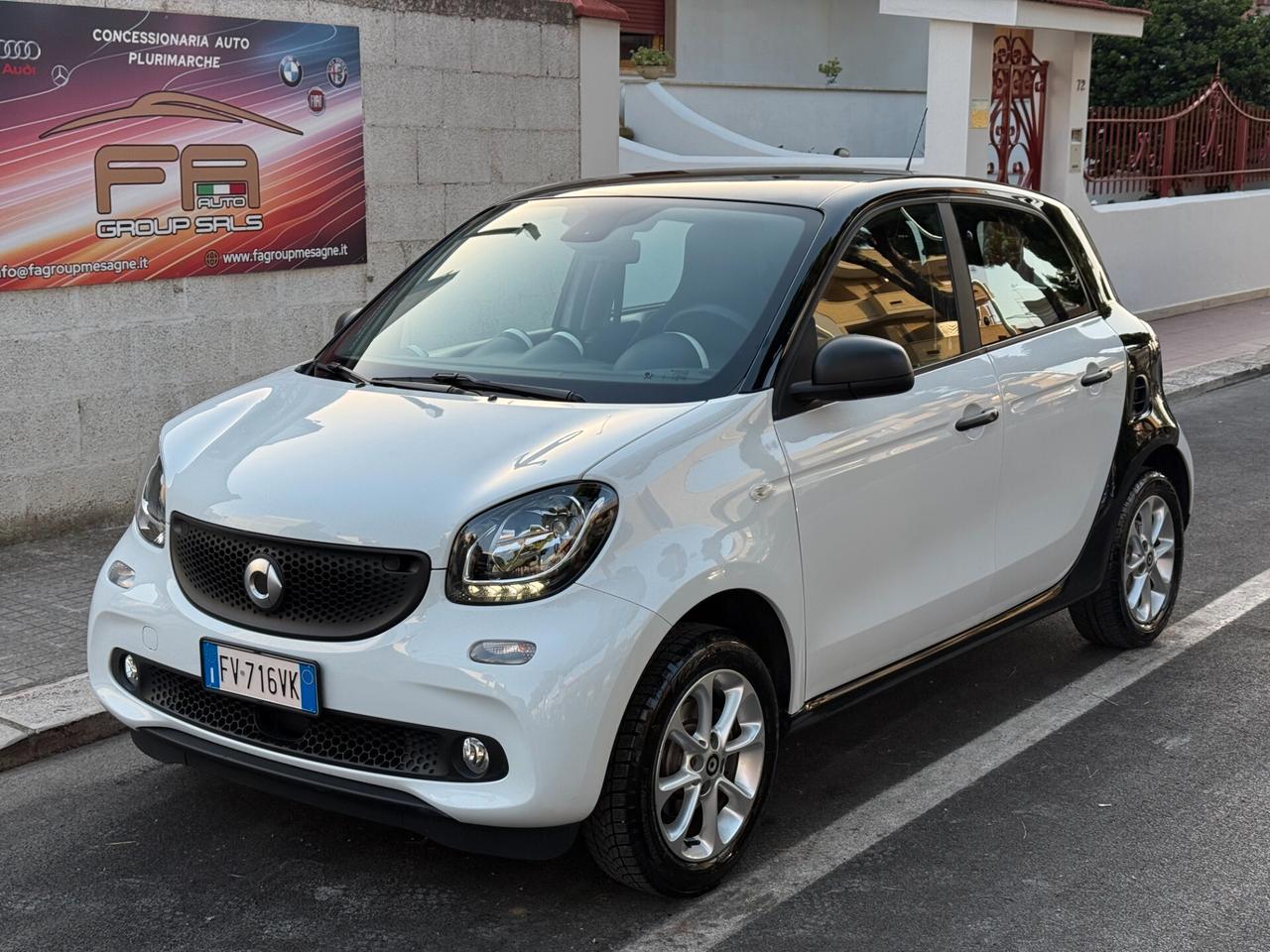 Smart ForFour 70 1.0 Passion *LED - 2019