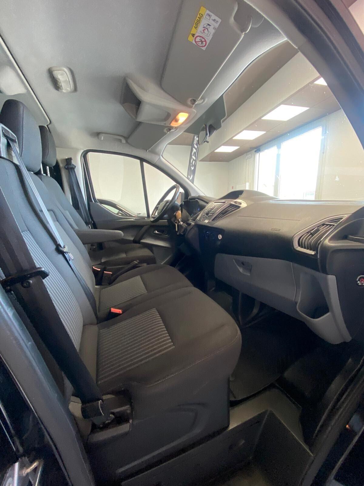 Ford Transit Custom Trasporto Persone 9 POSTI