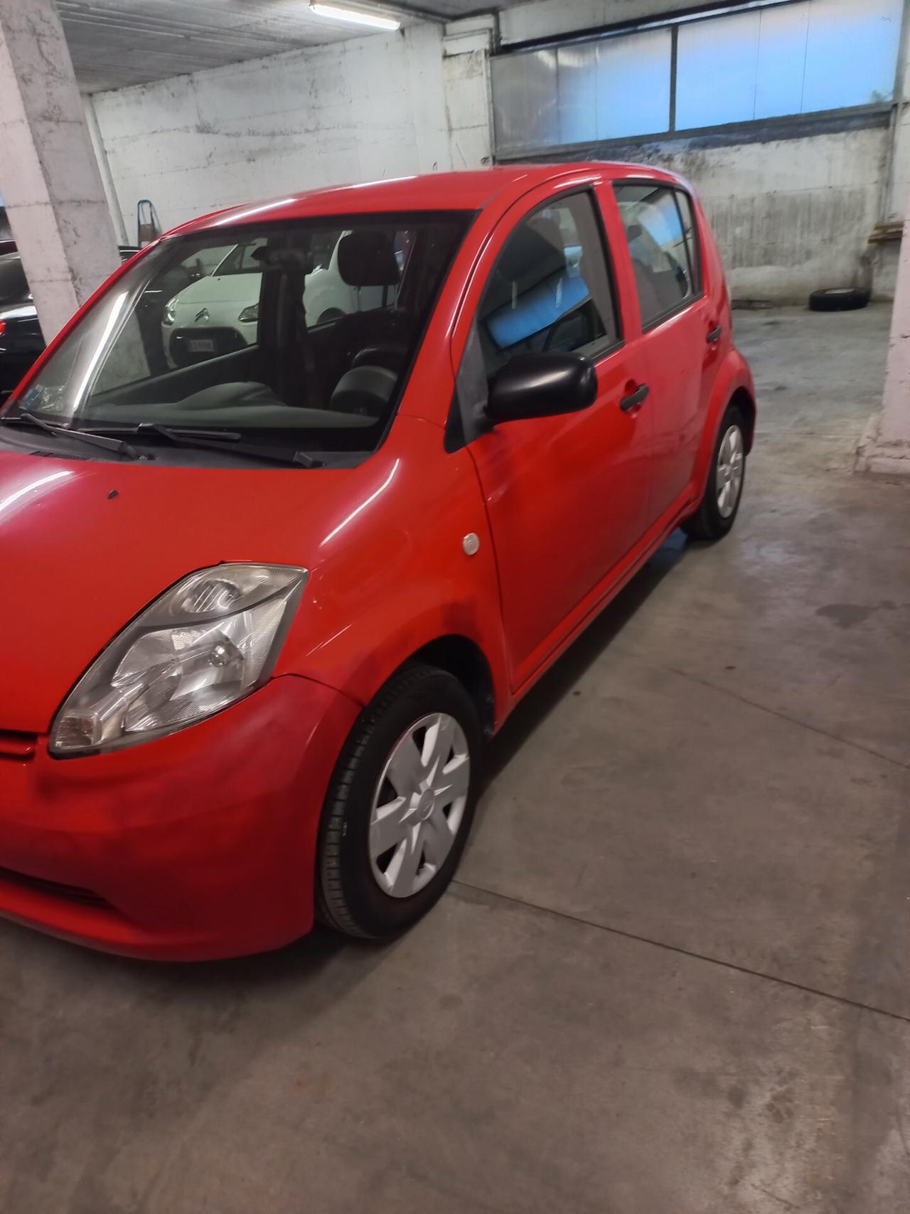 Daihatsu Sirion 1.0 12V Mio