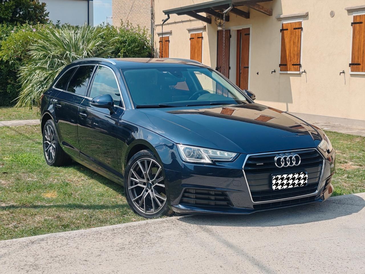 Audi A4 2.0 TDI" 150 cv S tronic Sport 2016
