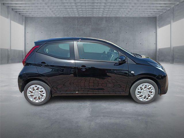 TOYOTA Aygo 2ª serie Connect 1.0 VVT-i 72 CV 5 porte x-cool