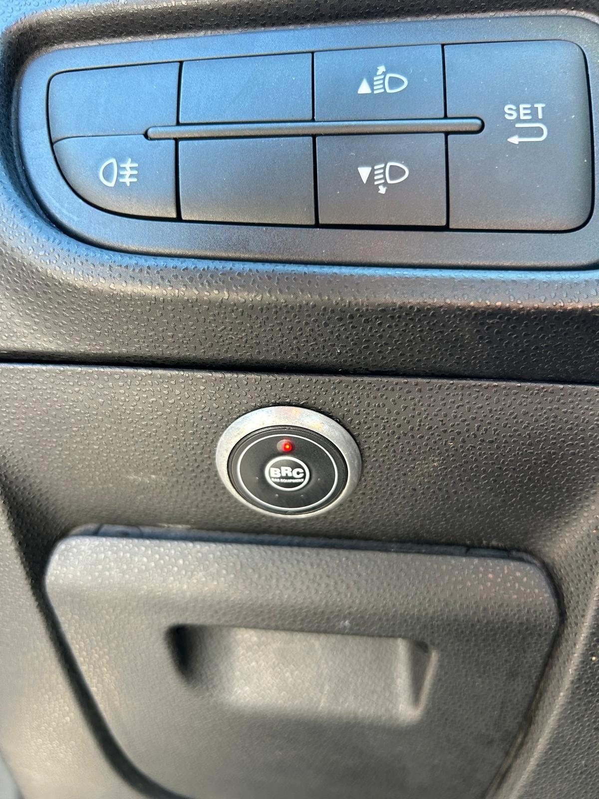 Alfa Romeo MiTo 70cv 8v impression